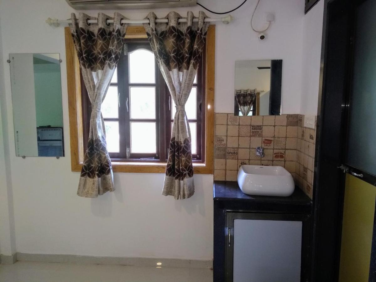 Dsk Studio Apartment, Siolim, Goa. Bagian luar foto